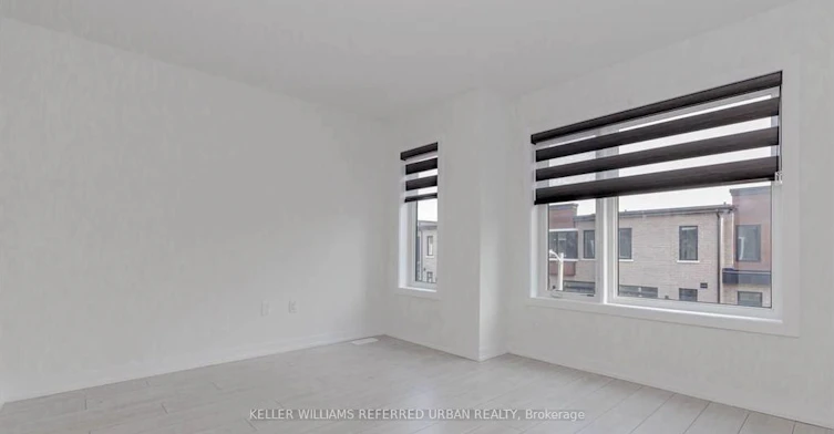 Main-1579 Midland Avenue, Toronto, ON, M1P 3C1 - 10
