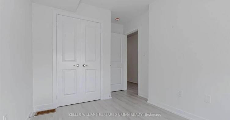 Main-1579 Midland Avenue, Toronto, ON, M1P 3C1 - 8