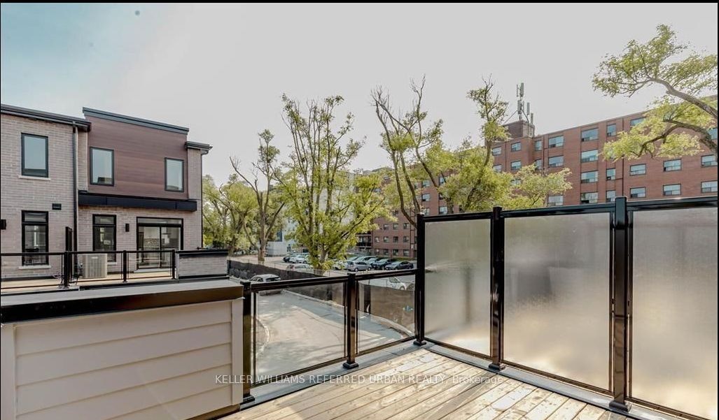 Main-1579 Midland Avenue, Toronto, ON, M1P 3C1 - 18