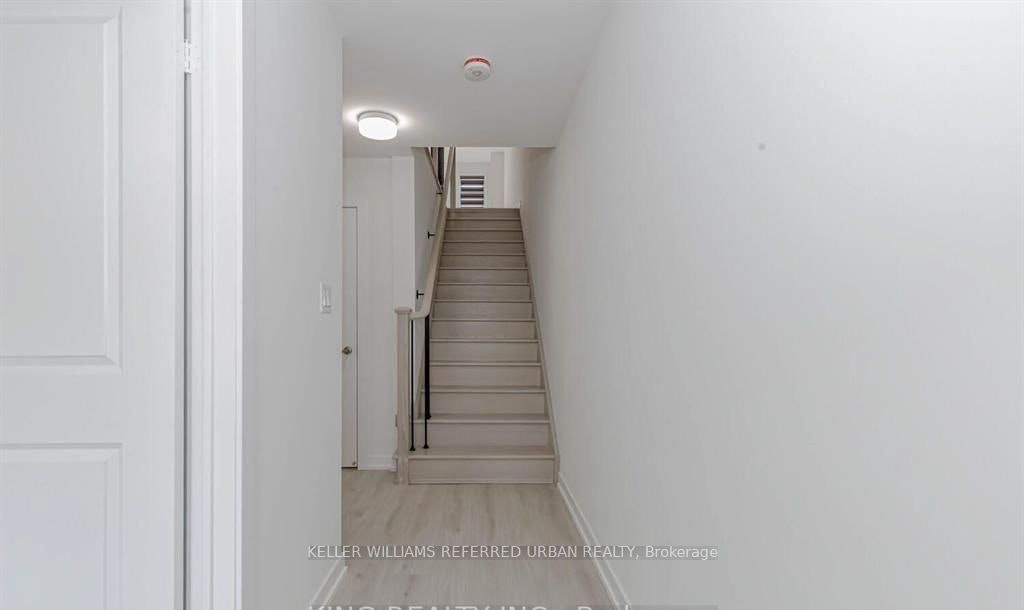 Main-1579 Midland Avenue, Toronto, ON, M1P 3C1 - 14