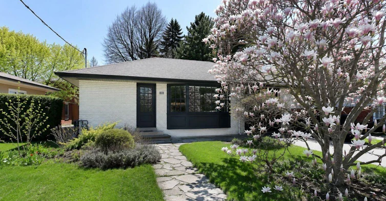 33 Stag Hill Drive, Toronto, ON, M4B 1K8