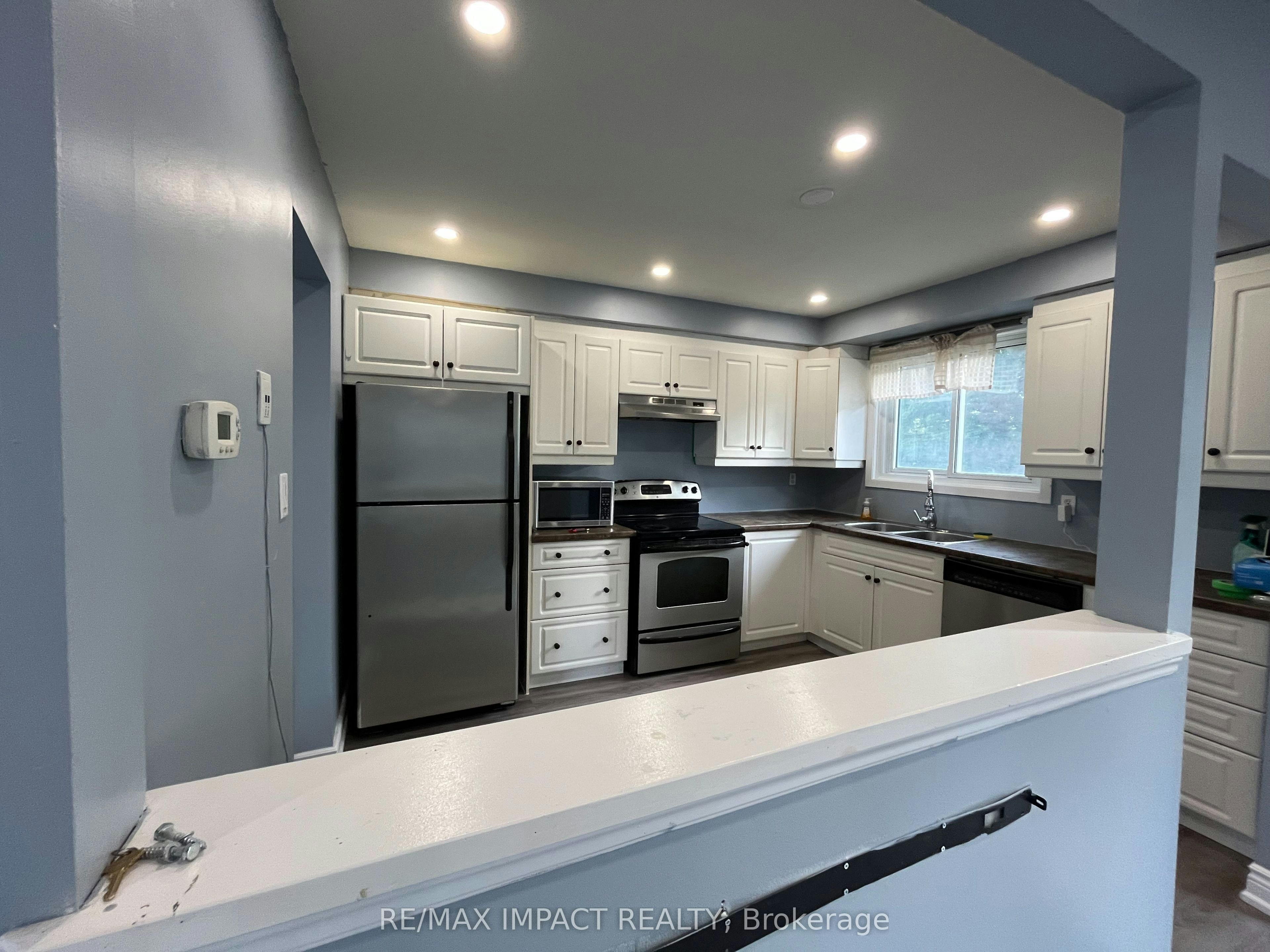 6-301 Garden Street, Whitby, ON, L1N 3W3 - 6