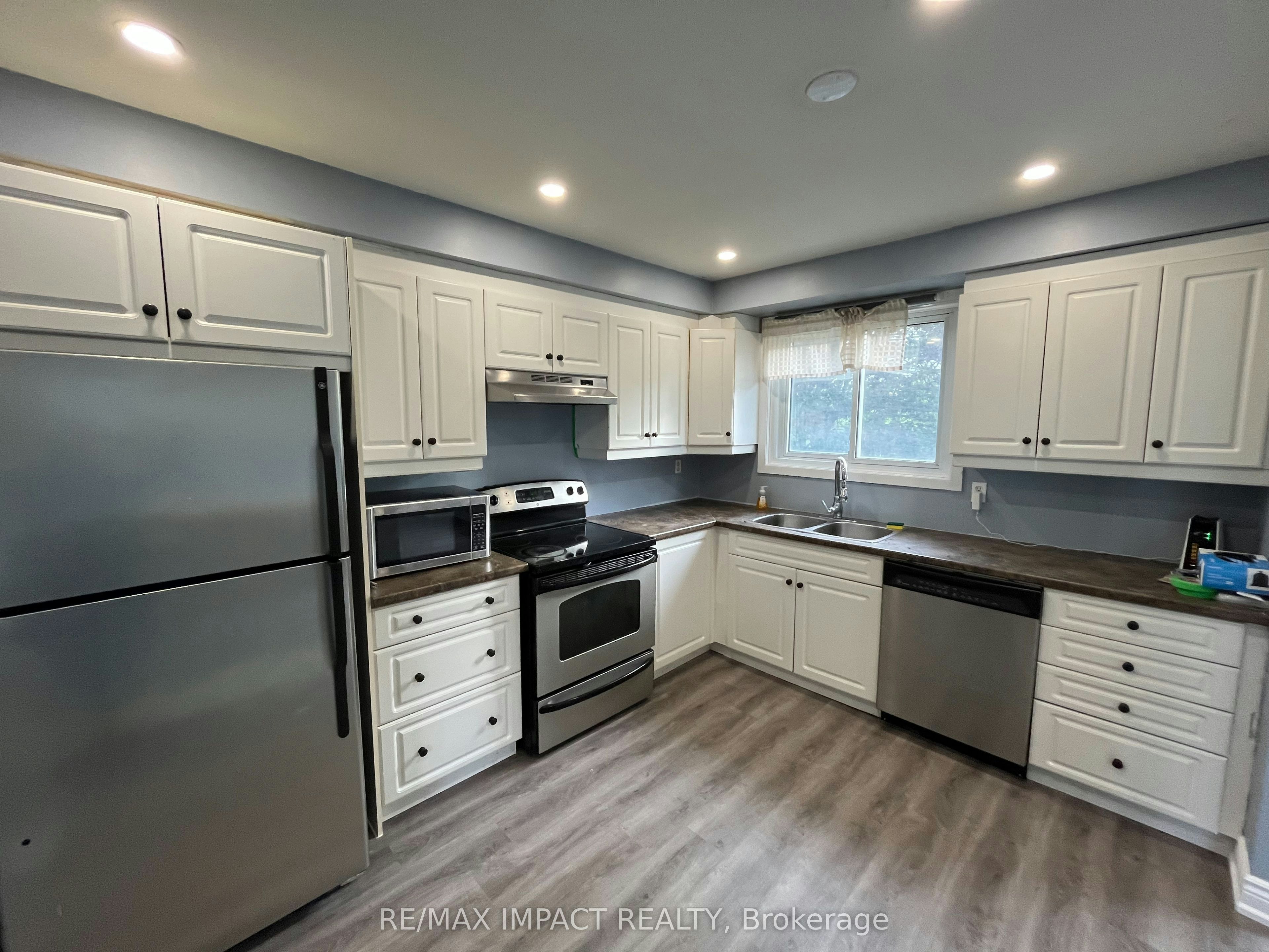 6-301 Garden Street, Whitby, ON, L1N 3W3 - 7