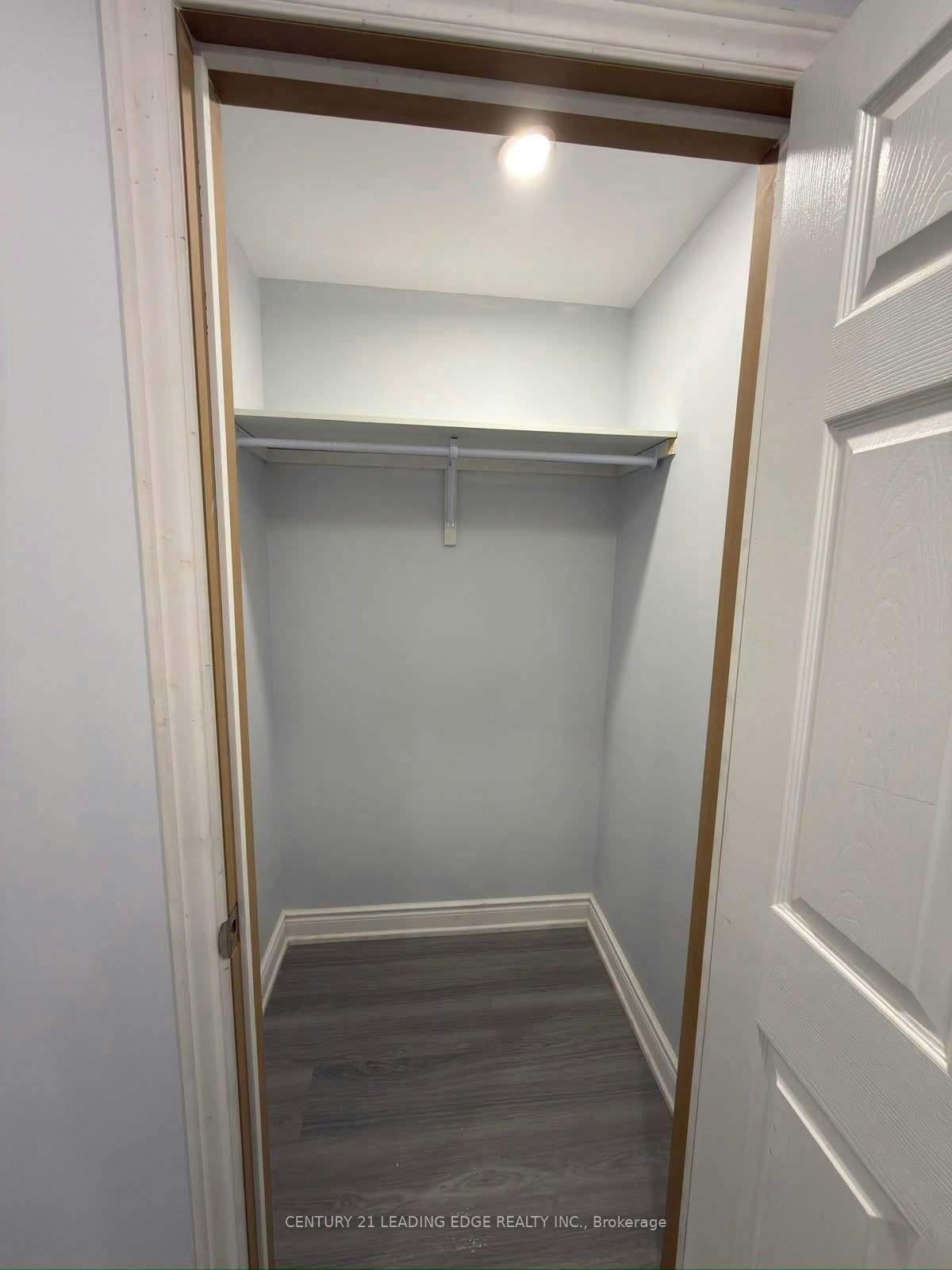 1373 Clearbrook Drive, Oshawa, ON, L1K 0G8 - 6