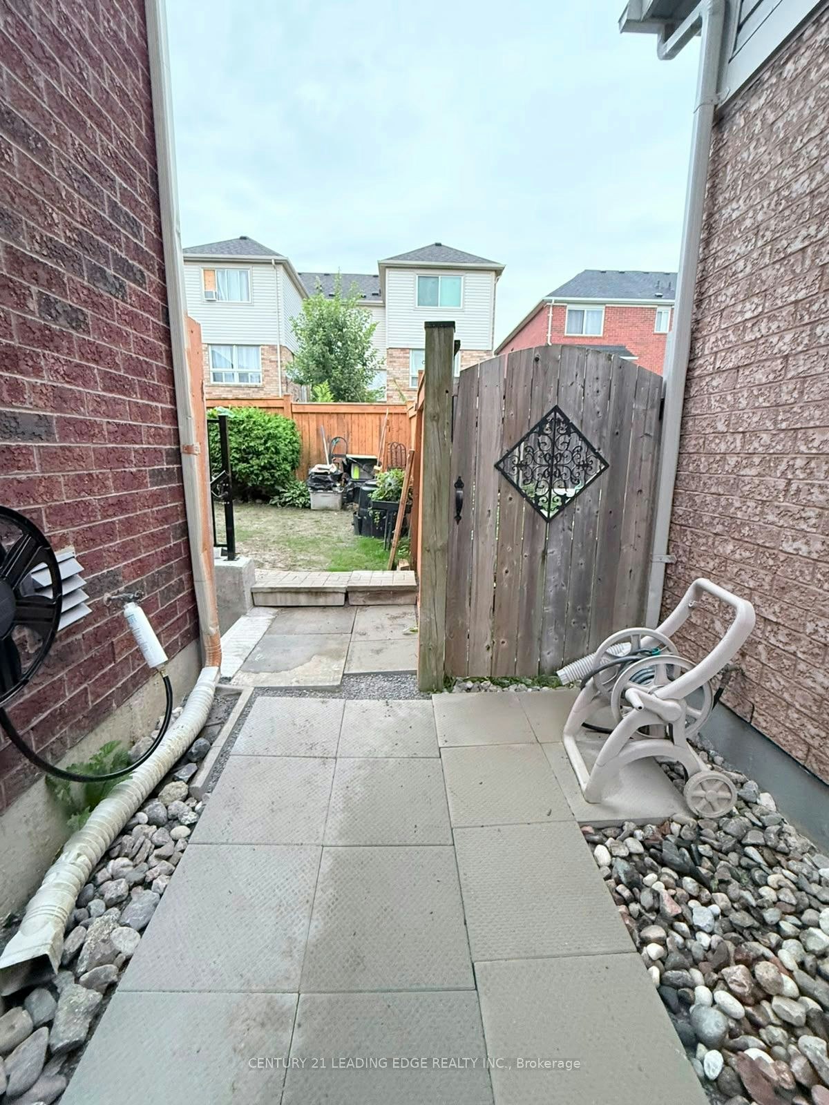 1373 Clearbrook Drive, Oshawa, ON, L1K 0G8 - 2