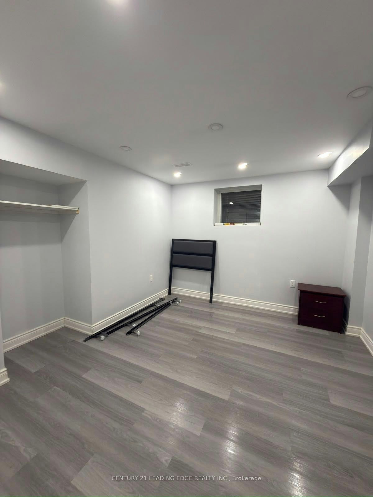 1373 Clearbrook Drive, Oshawa, ON, L1K 0G8 - 5