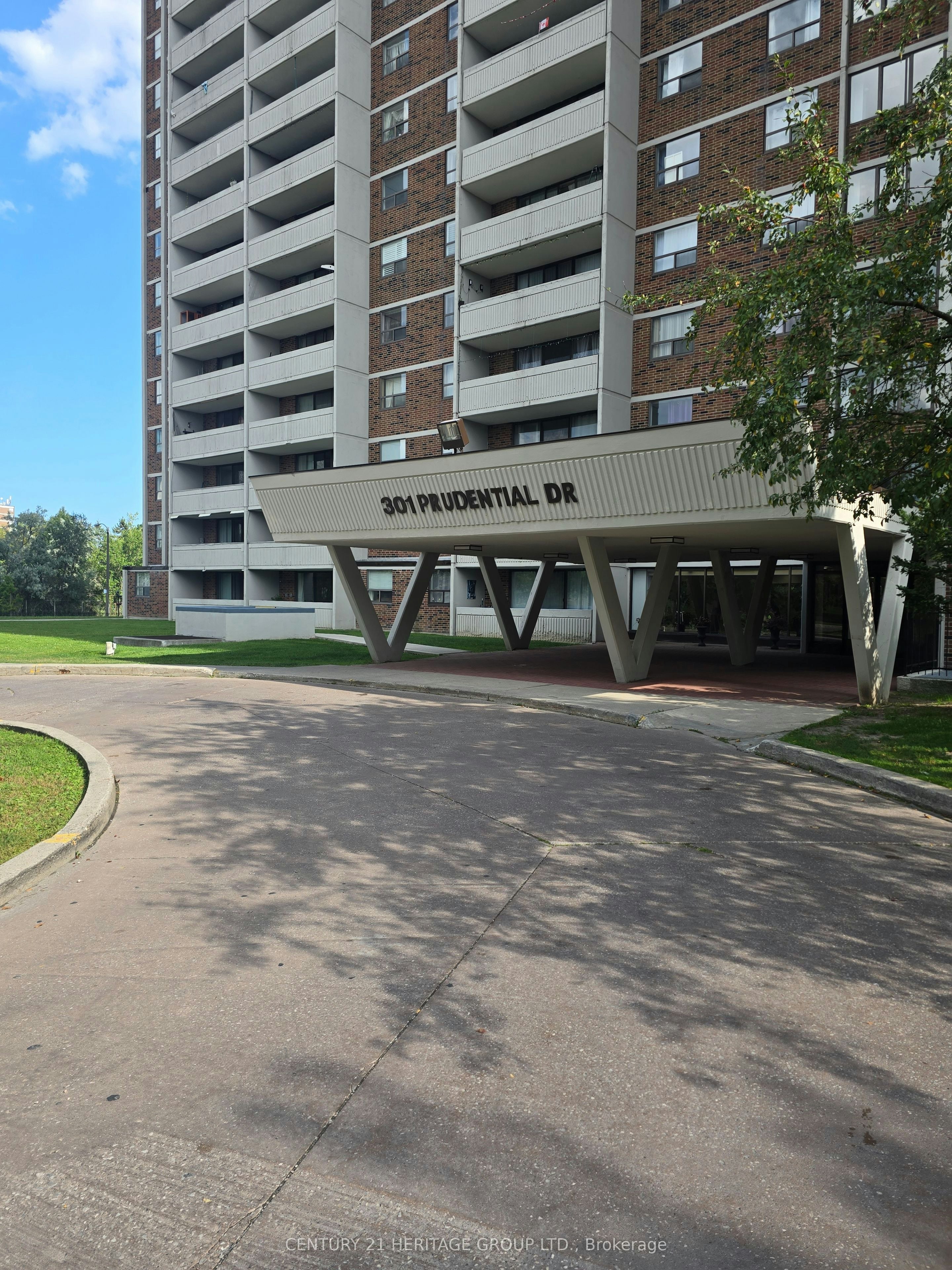 1708-301 Prudential Drive, Toronto, ON, M1P 4V3 - 2