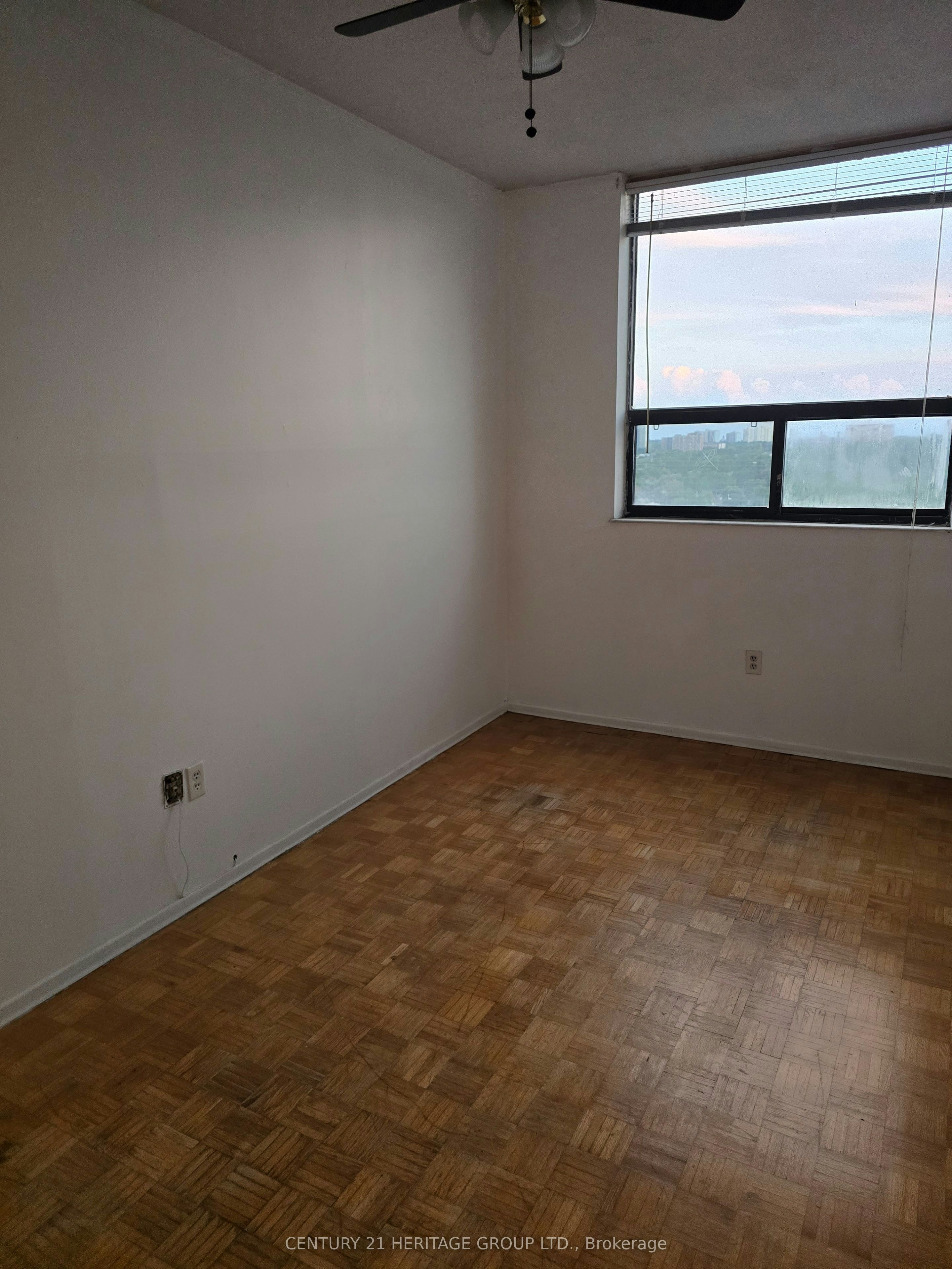 1708-301 Prudential Drive, Toronto, ON, M1P 4V3 - 18