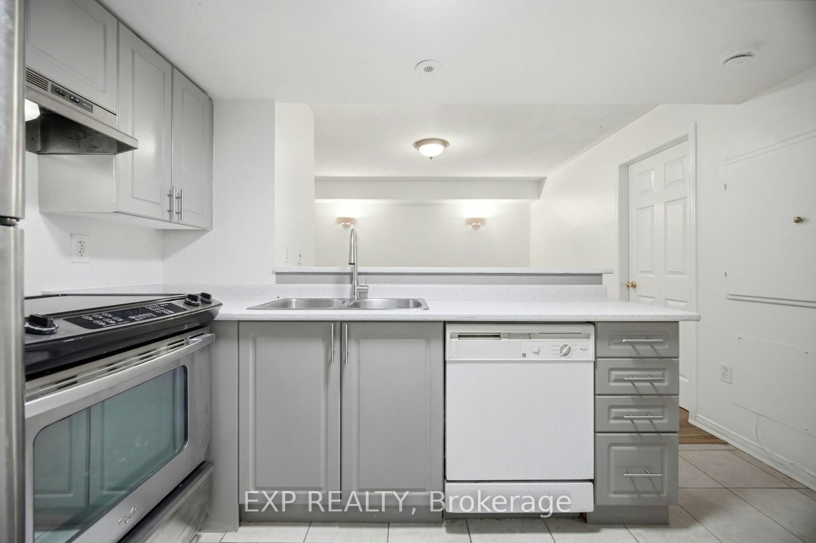 93-200 Mclevin Avenue, Toronto, ON, M1B 6C8 - 4