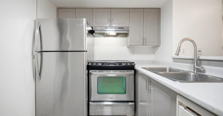 93-200 Mclevin Avenue, Toronto, ON, M1B 6C8 - 5