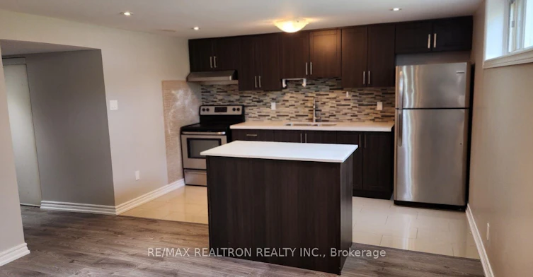Bsmnt-70 Clementine Square, Toronto, ON, M1G 2V7 - 11