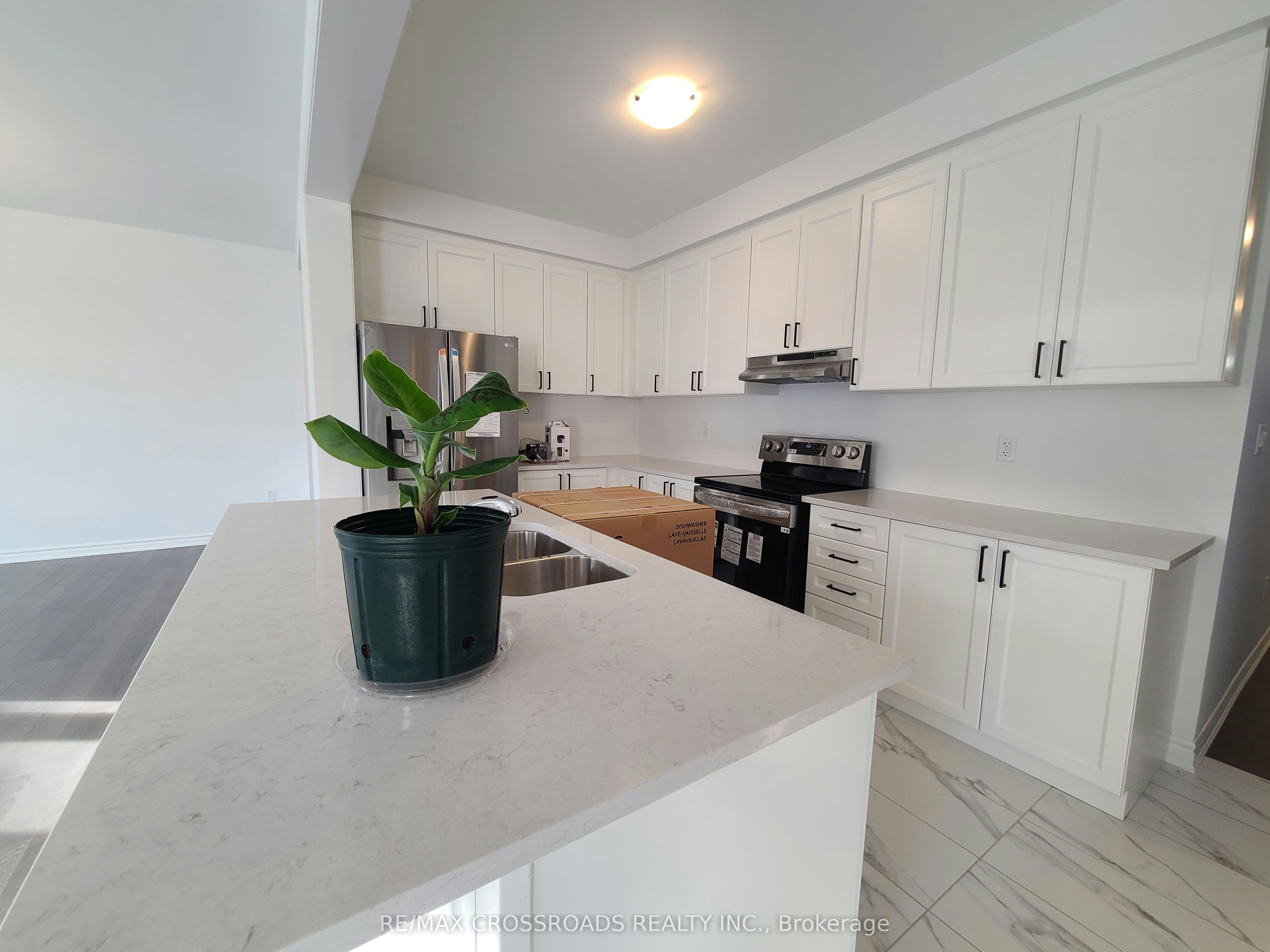 2916 Scotch Pine Lane, Pickering, ON, L1X 0N9 - 2
