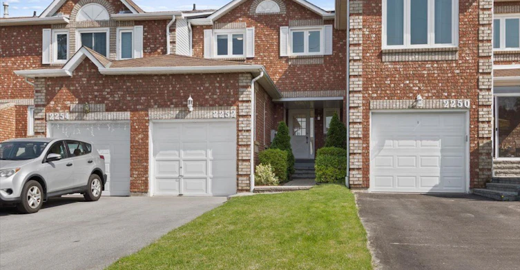 2252 Wildwood Crescent, Pickering, ON, L1X 2R7
