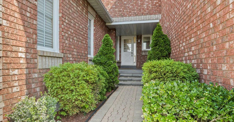 2252 Wildwood Crescent, Pickering, ON, L1X 2R7 - 2