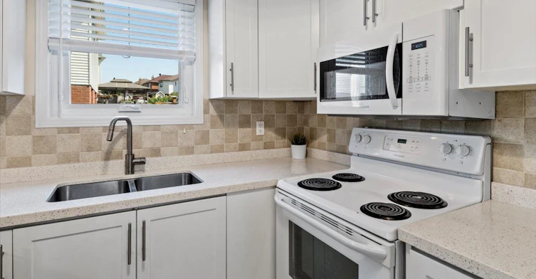 2252 Wildwood Crescent, Pickering, ON, L1X 2R7 - 13