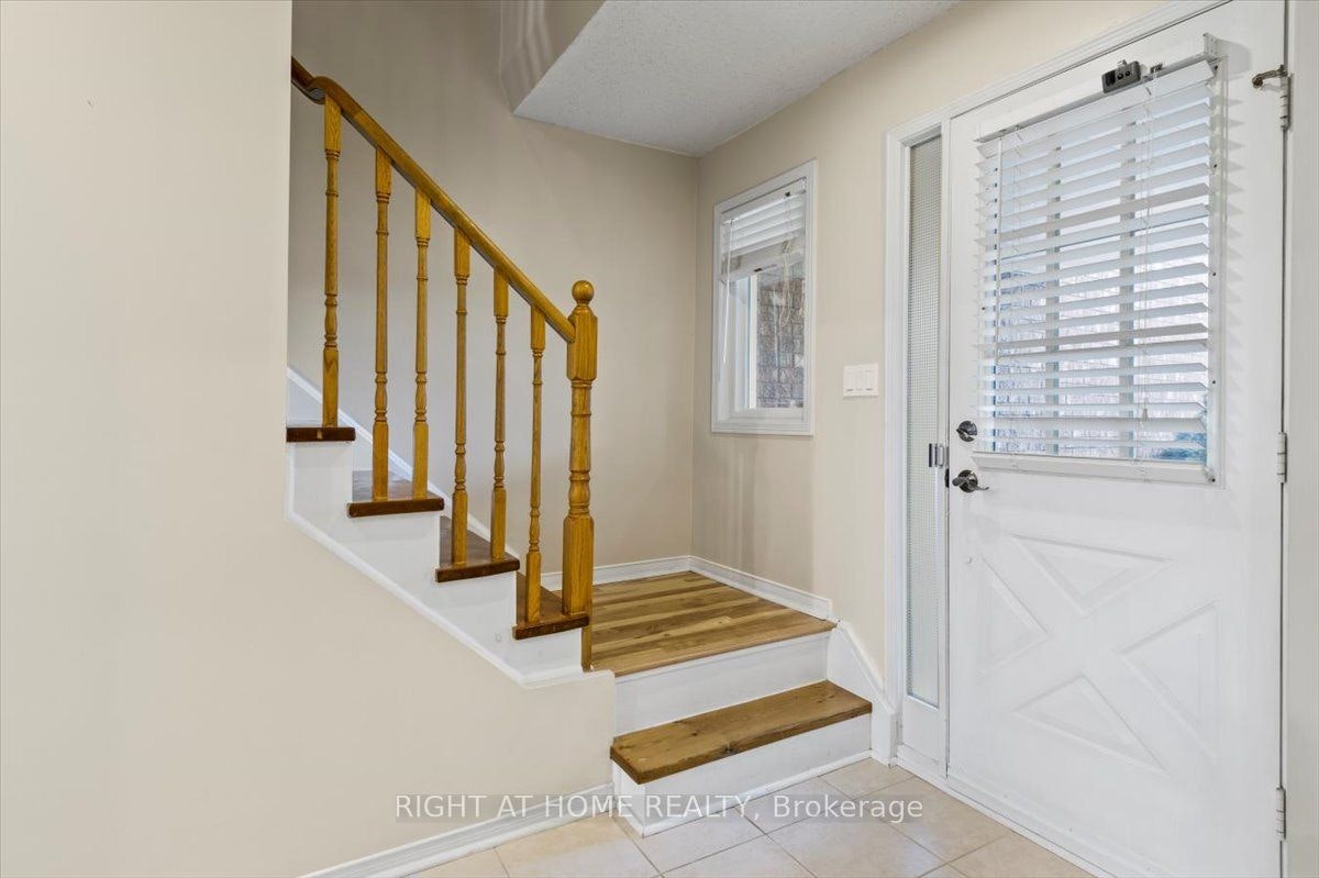 2252 Wildwood Crescent, Pickering, ON, L1X 2R7 - 5