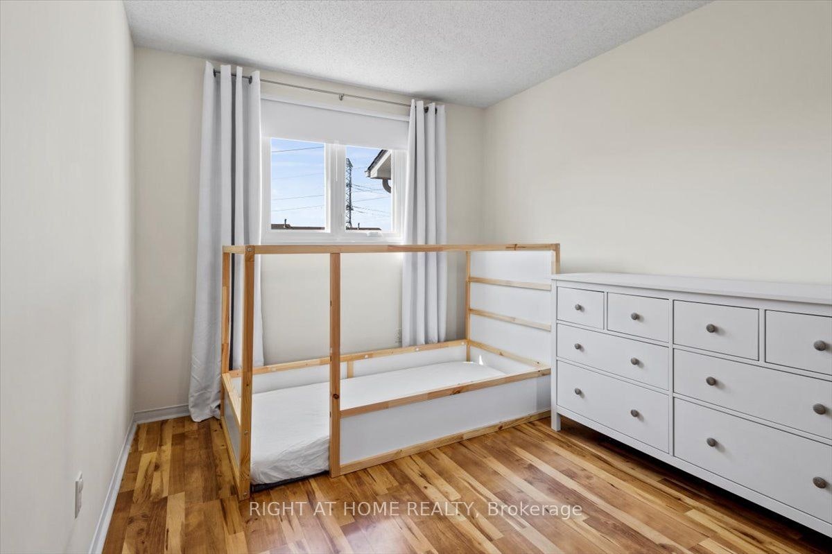 2252 Wildwood Crescent, Pickering, ON, L1X 2R7 - 16