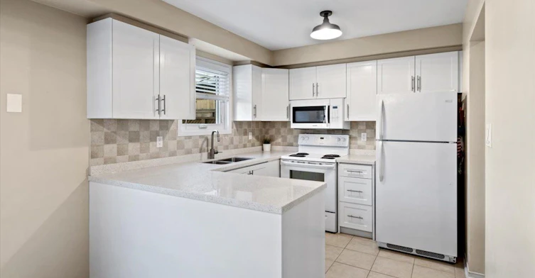 2252 Wildwood Crescent, Pickering, ON, L1X 2R7 - 11
