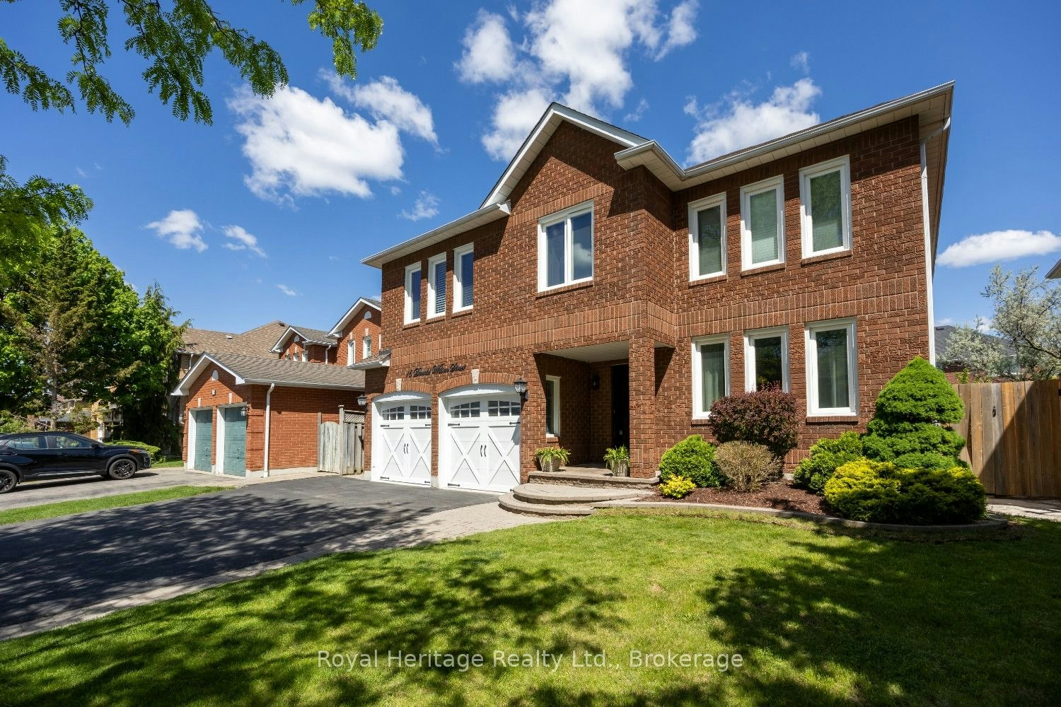 16 Donald Wilson Street, Whitby, ON, L1R 2H5