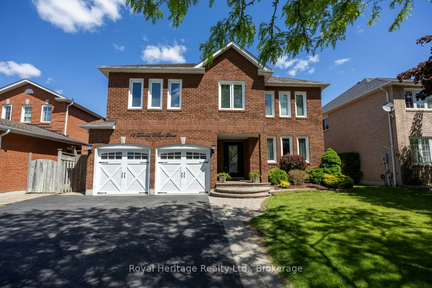 16 Donald Wilson Street, Whitby, ON, L1R 2H5