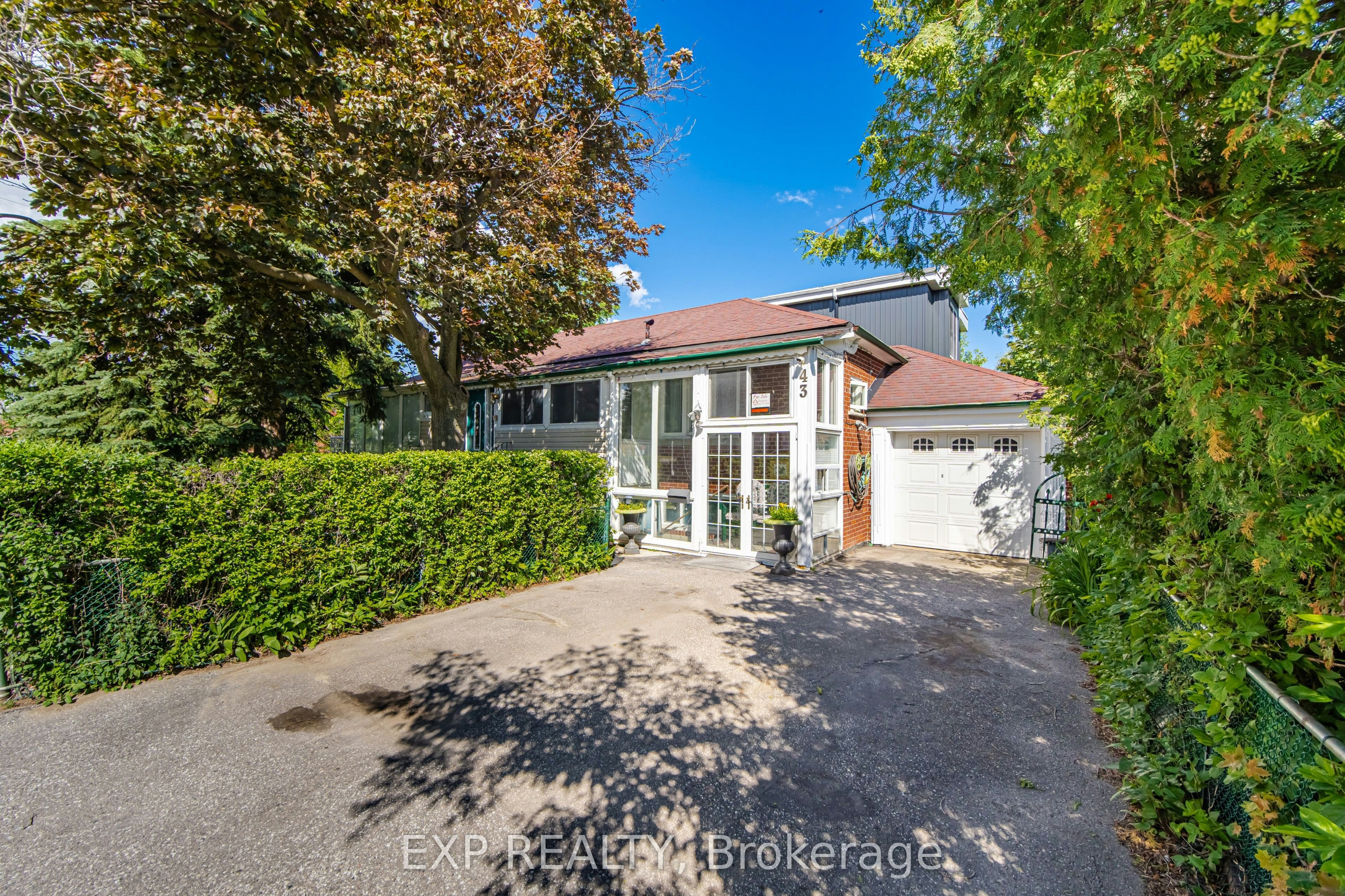 43 Ridgemoor Avenue, Toronto, ON, M1N 1M5