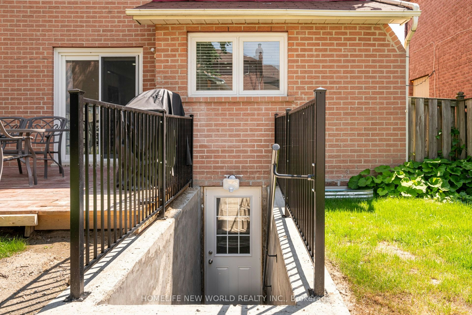 89 Chatfield Drive, Ajax, ON, L1T 2J4 - 28