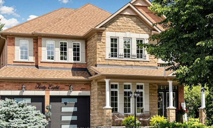 48 Tanis Crescent