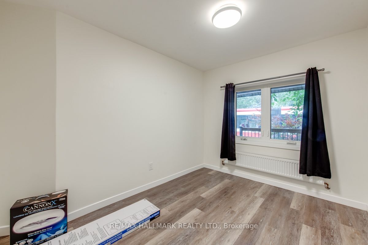 Main-233 Kingston Road, Toronto, ON, M4L 1T5 - 7