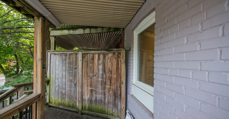 Main-233 Kingston Road, Toronto, ON, M4L 1T5 - 10