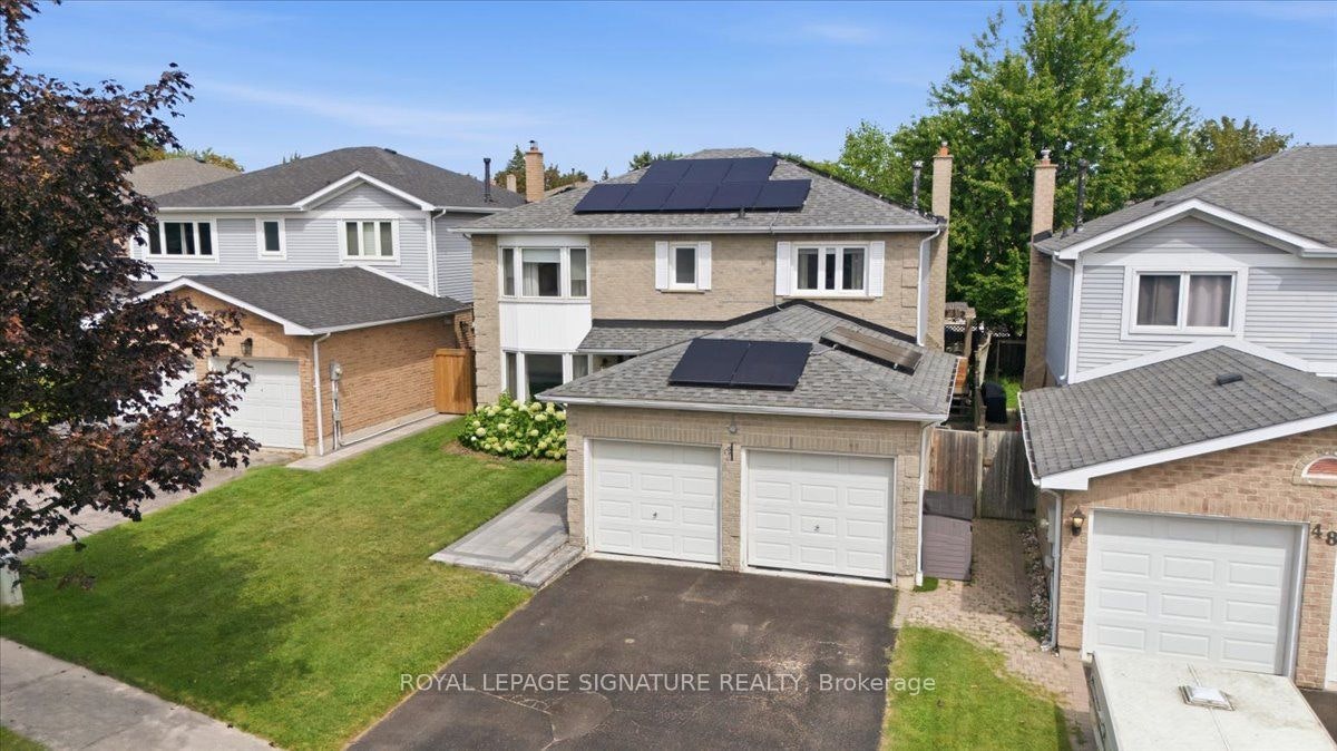50 Lumsden Crescent, Whitby, ON, L1R 1G5