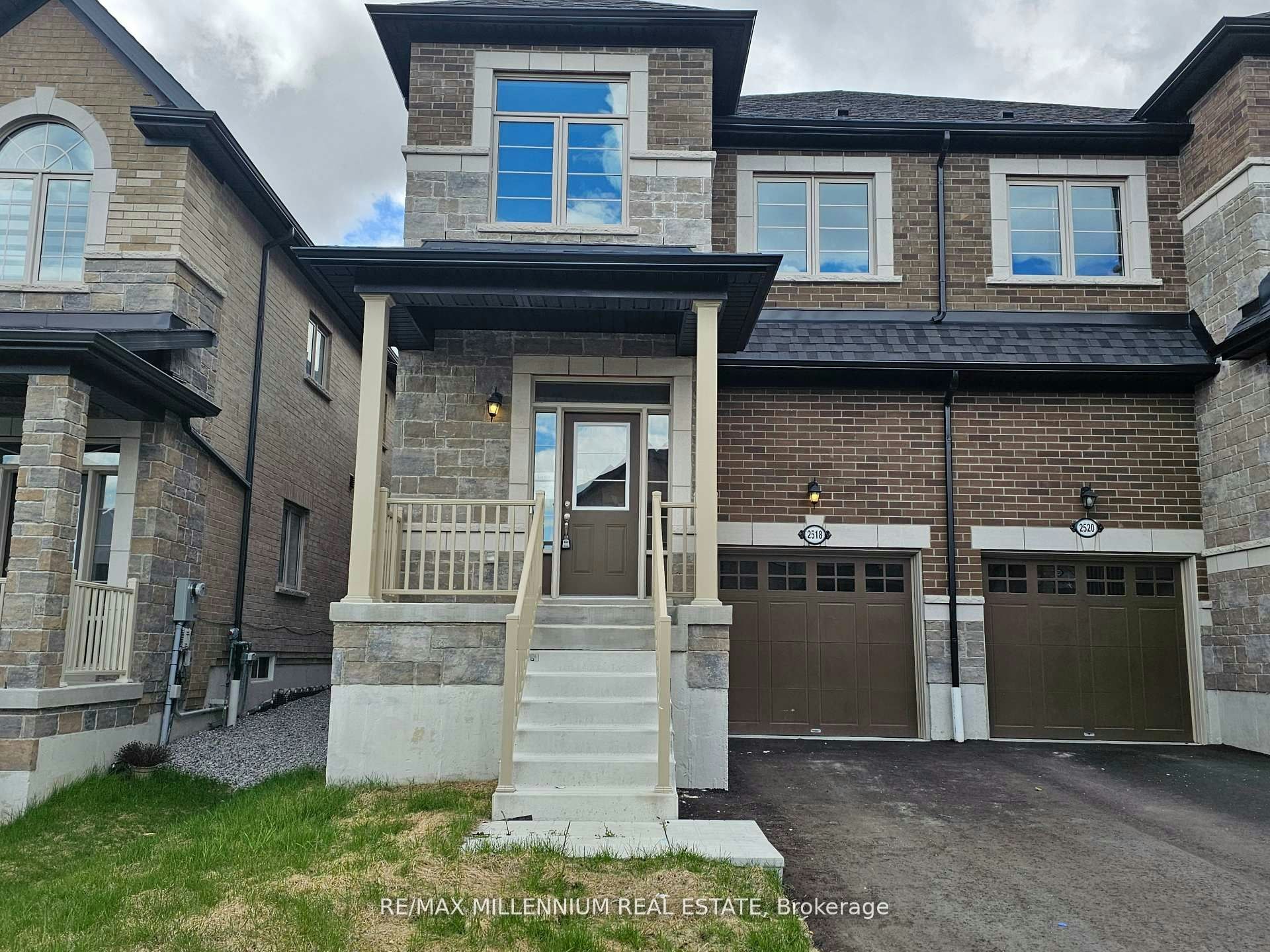 2518 Athena Path, Pickering, ON, L1X 0M4