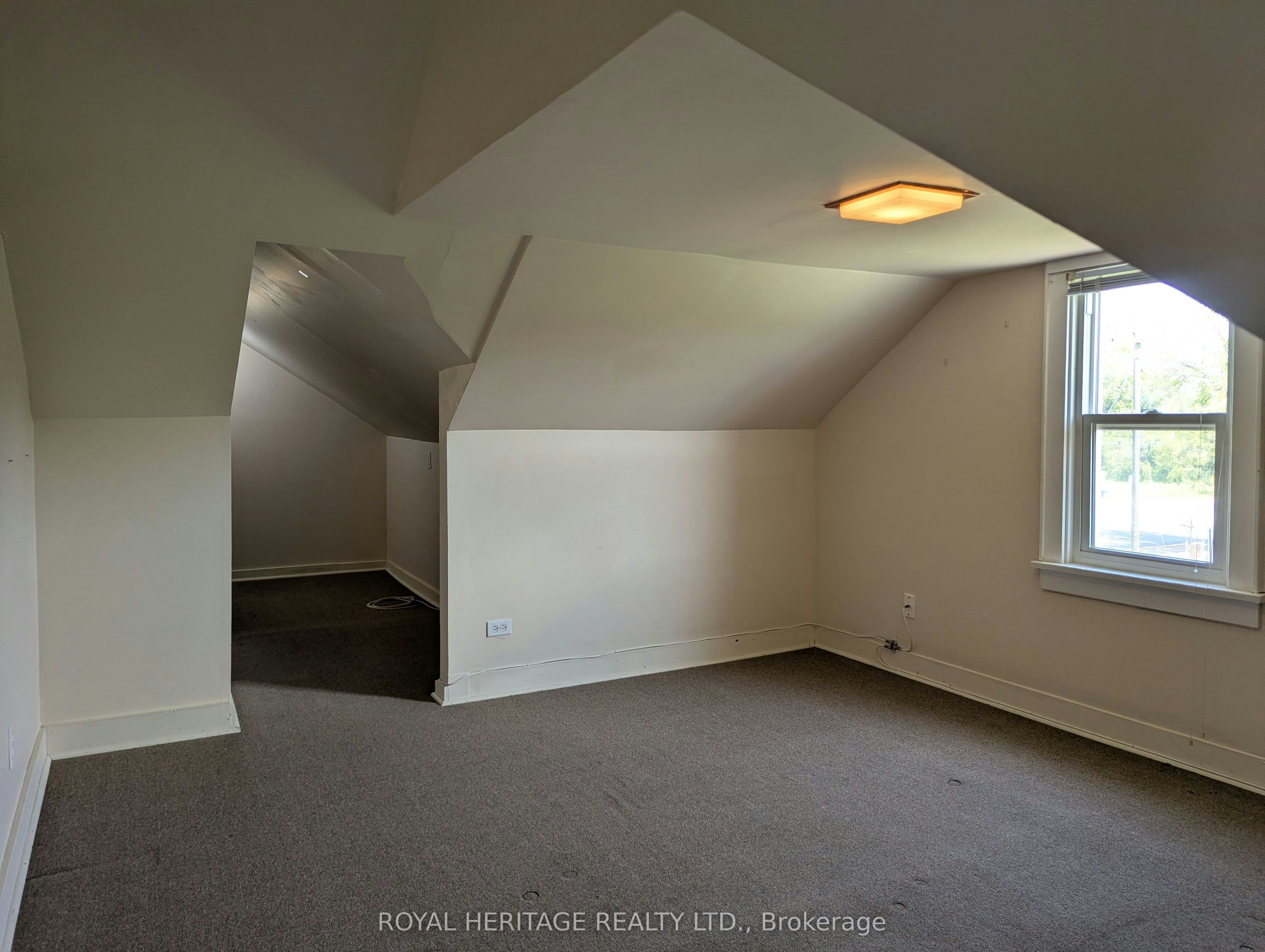 1-951 Dundas Street E, Whitby, ON, L1N 2K1 - 16