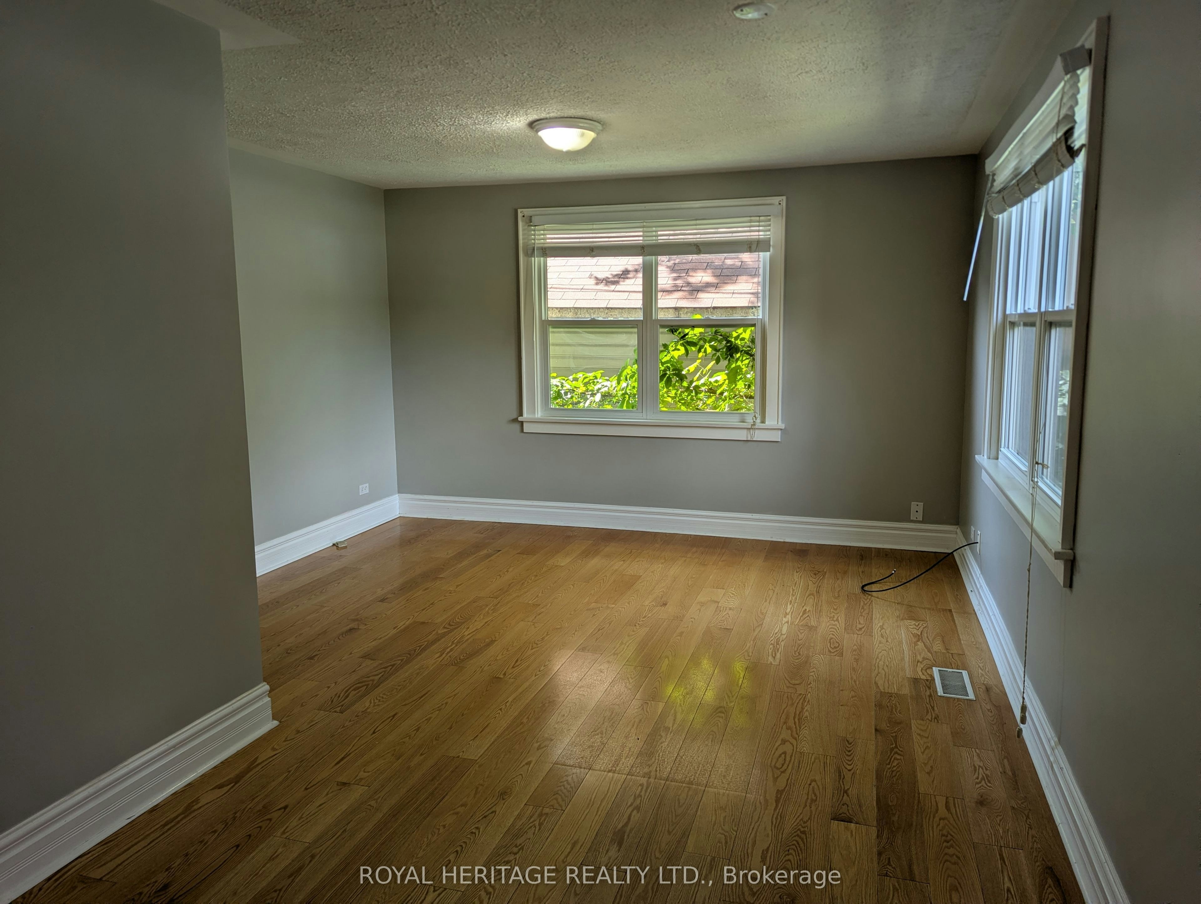 1-951 Dundas Street E, Whitby, ON, L1N 2K1 - 10