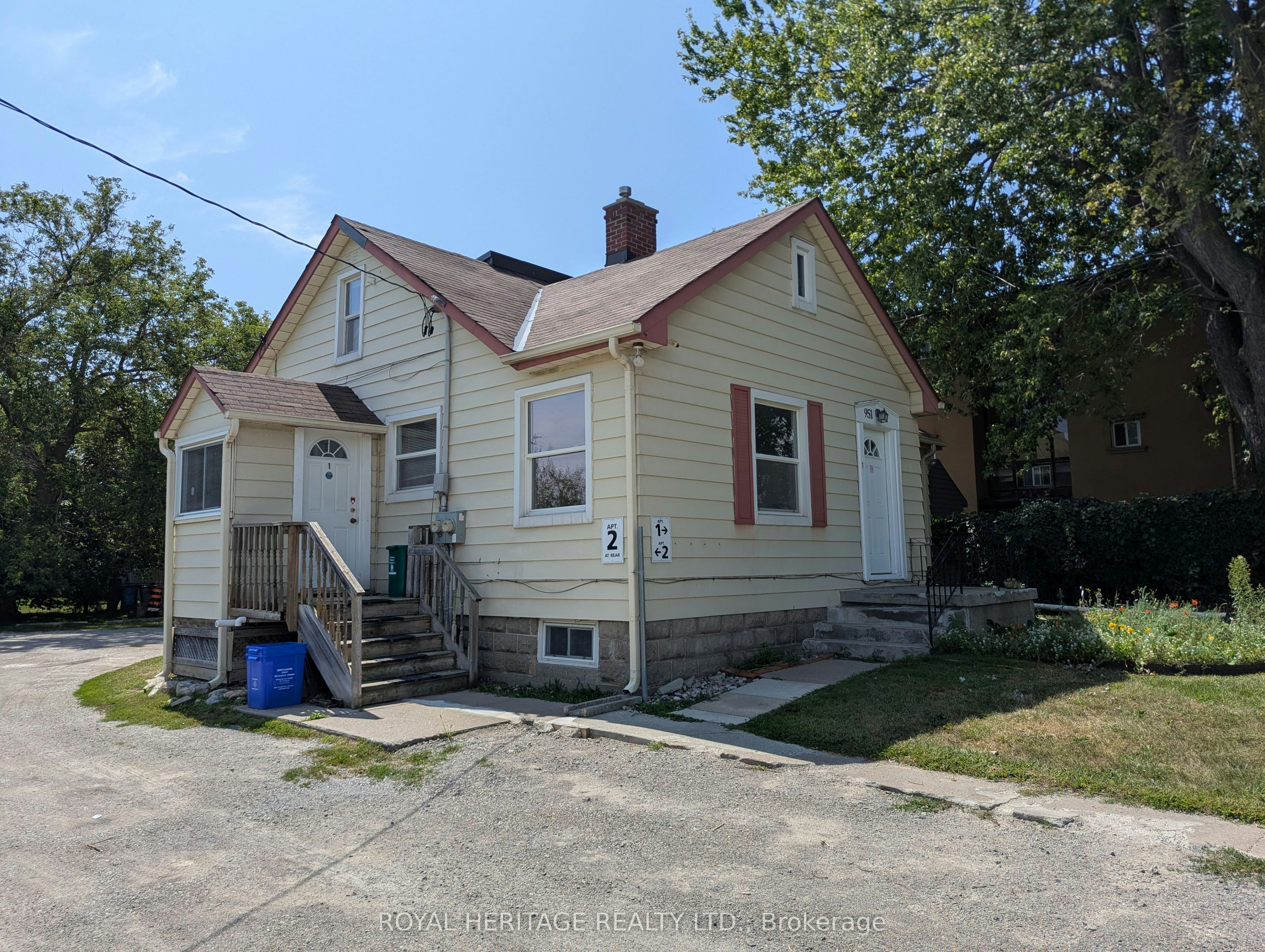 1-951 Dundas Street E, Whitby, ON, L1N 2K1 - 2