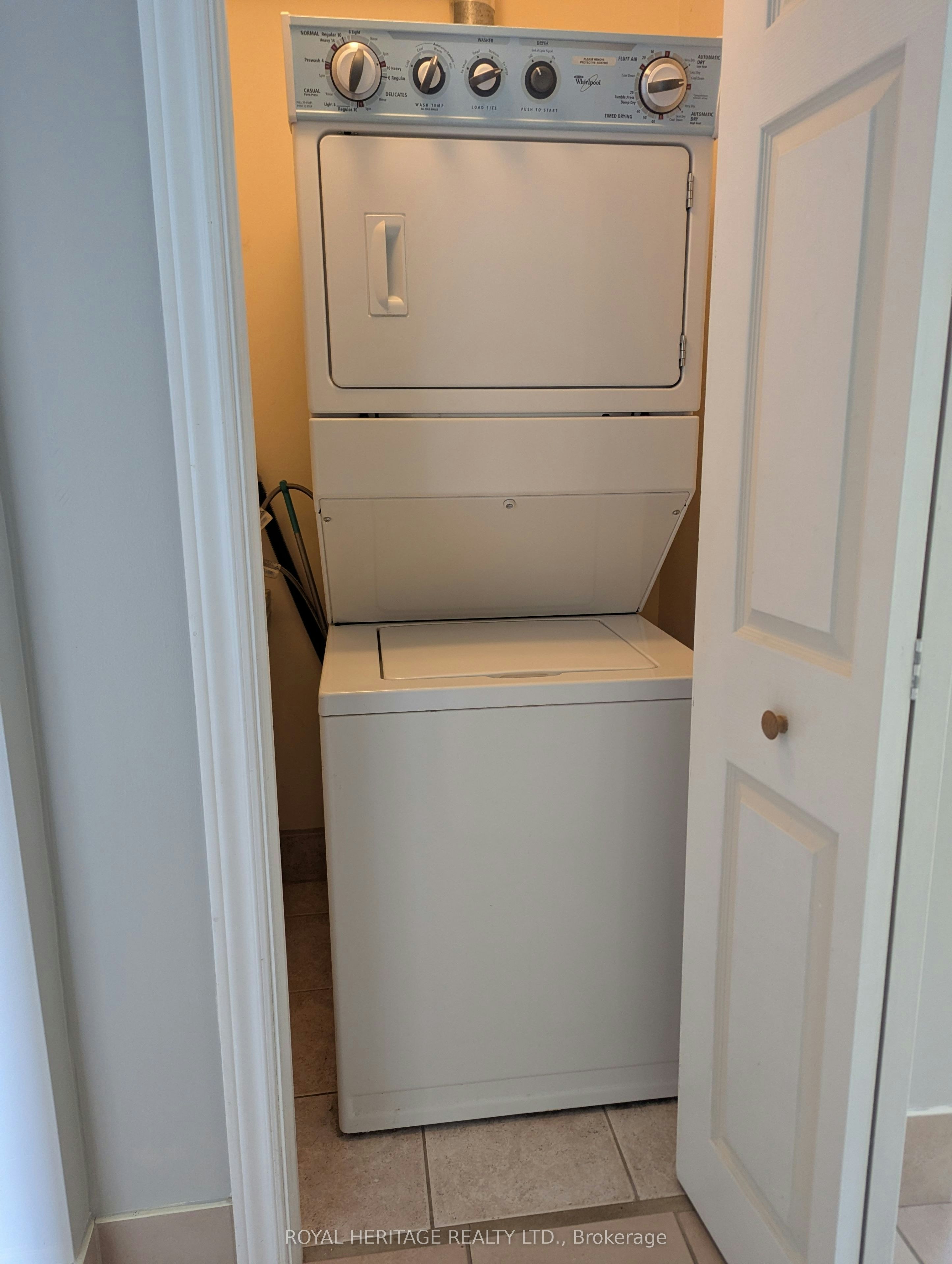 1-951 Dundas Street E, Whitby, ON, L1N 2K1 - 24