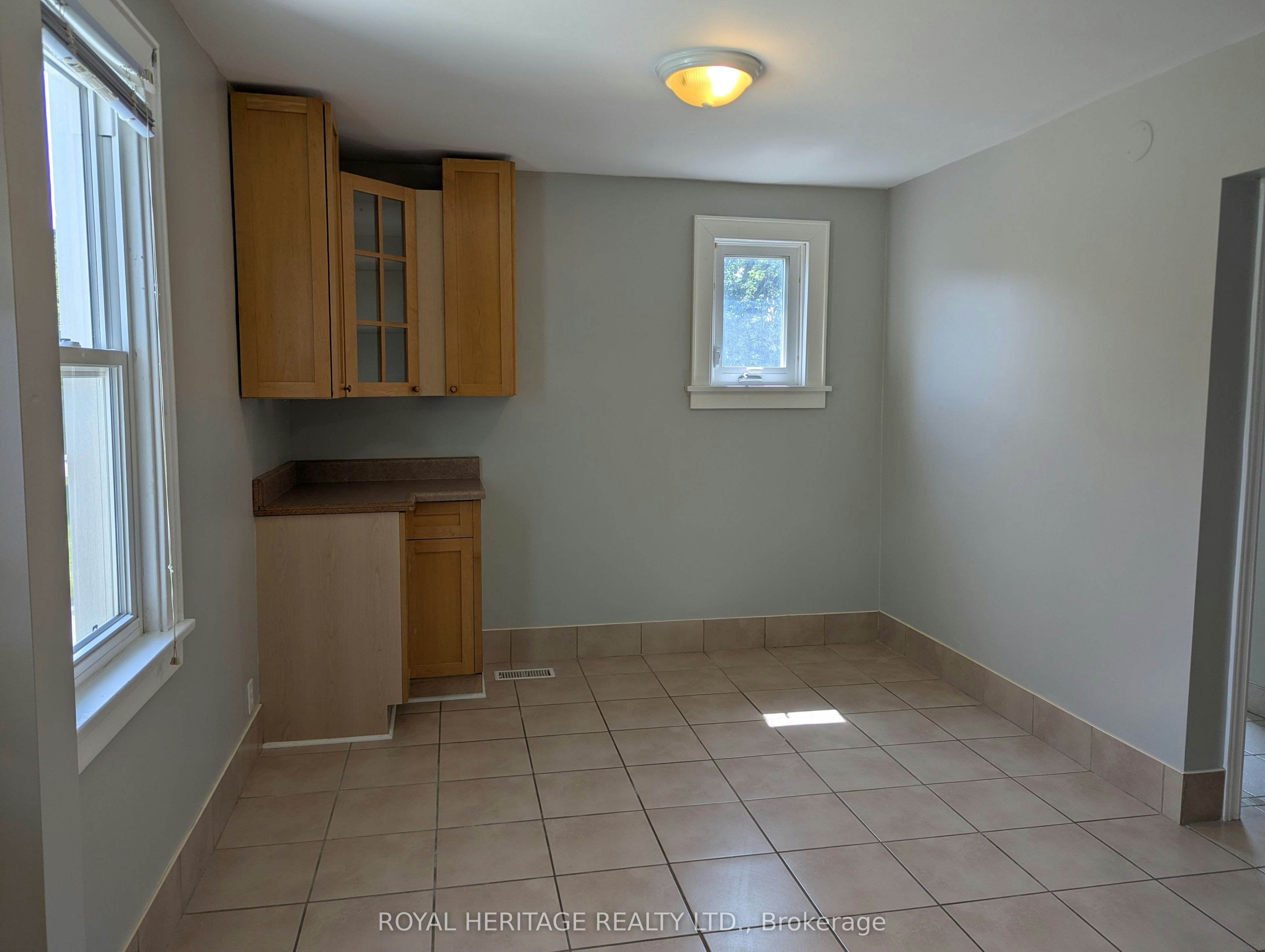 1-951 Dundas Street E, Whitby, ON, L1N 2K1 - 8
