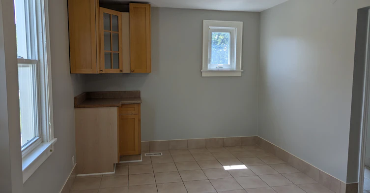 1-951 Dundas Street E, Whitby, ON, L1N 2K1 - 8