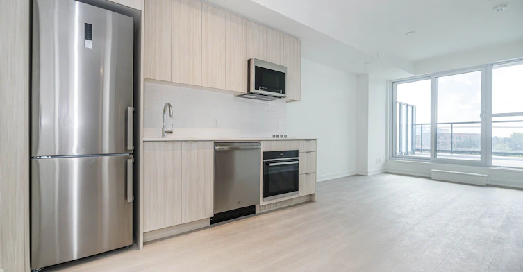 411-20 Deans Drive, Toronto, ON, M1L 0J7 - 6