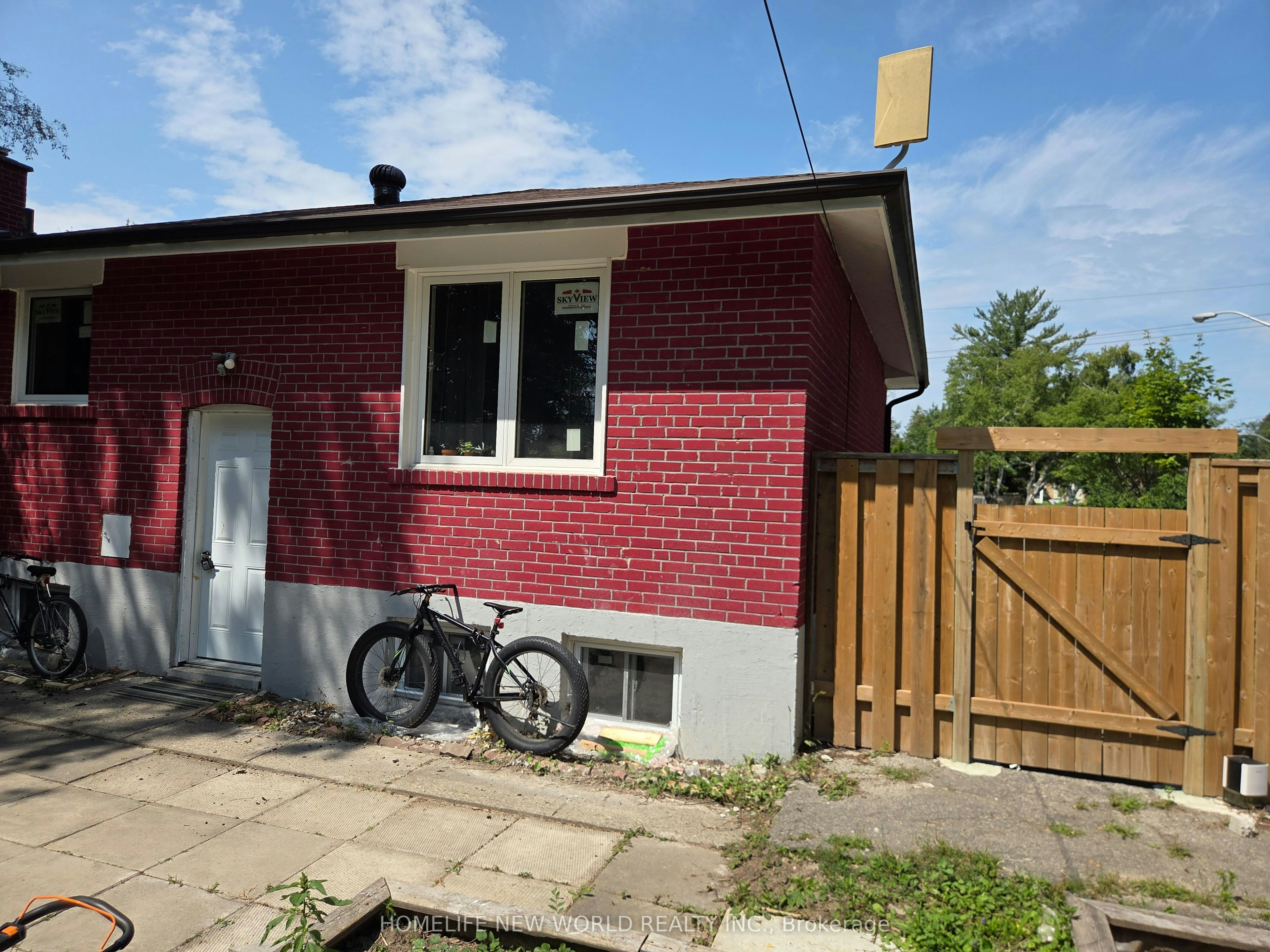 Bsmt-19 Benfrisco Crescent S, Toronto, ON, M1H 1N2 - 3
