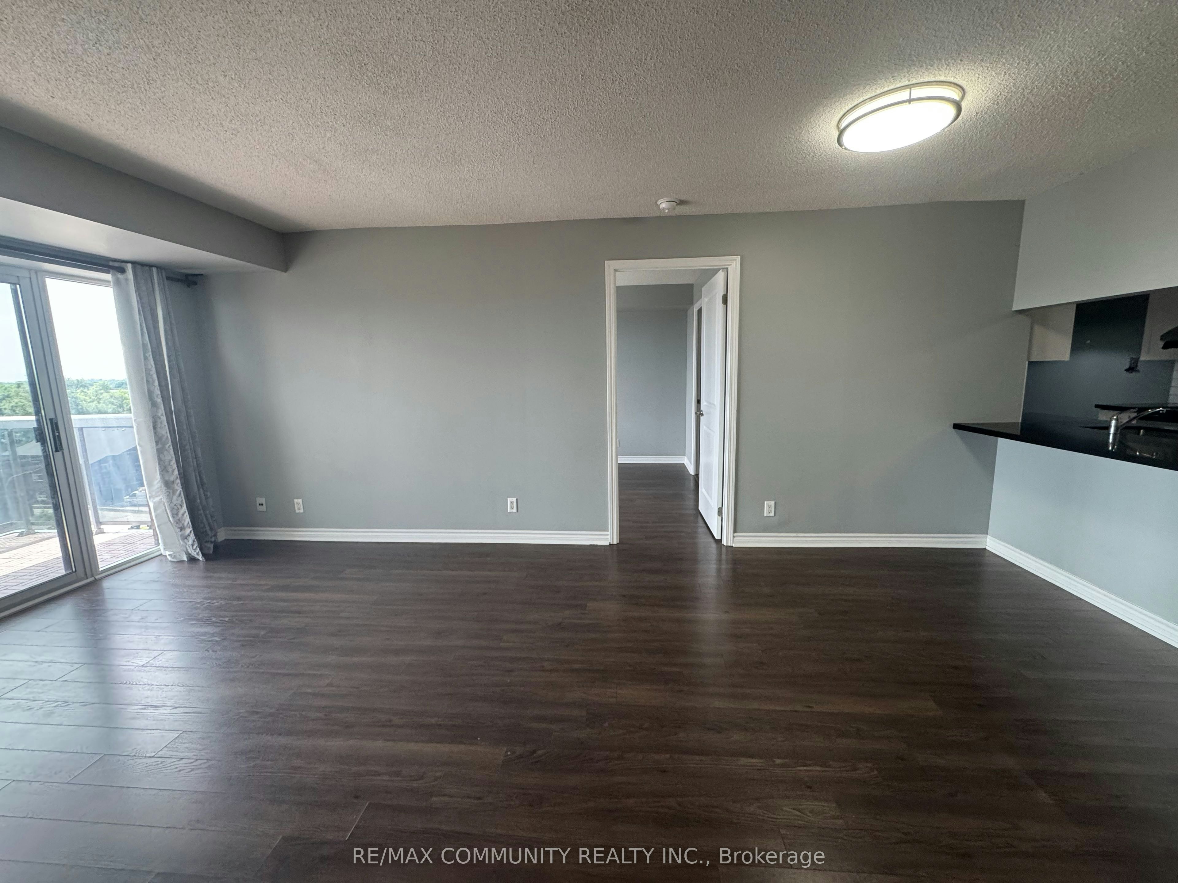 541-18 Mondeo Drive, Toronto, ON, M1P 5C8 - 24
