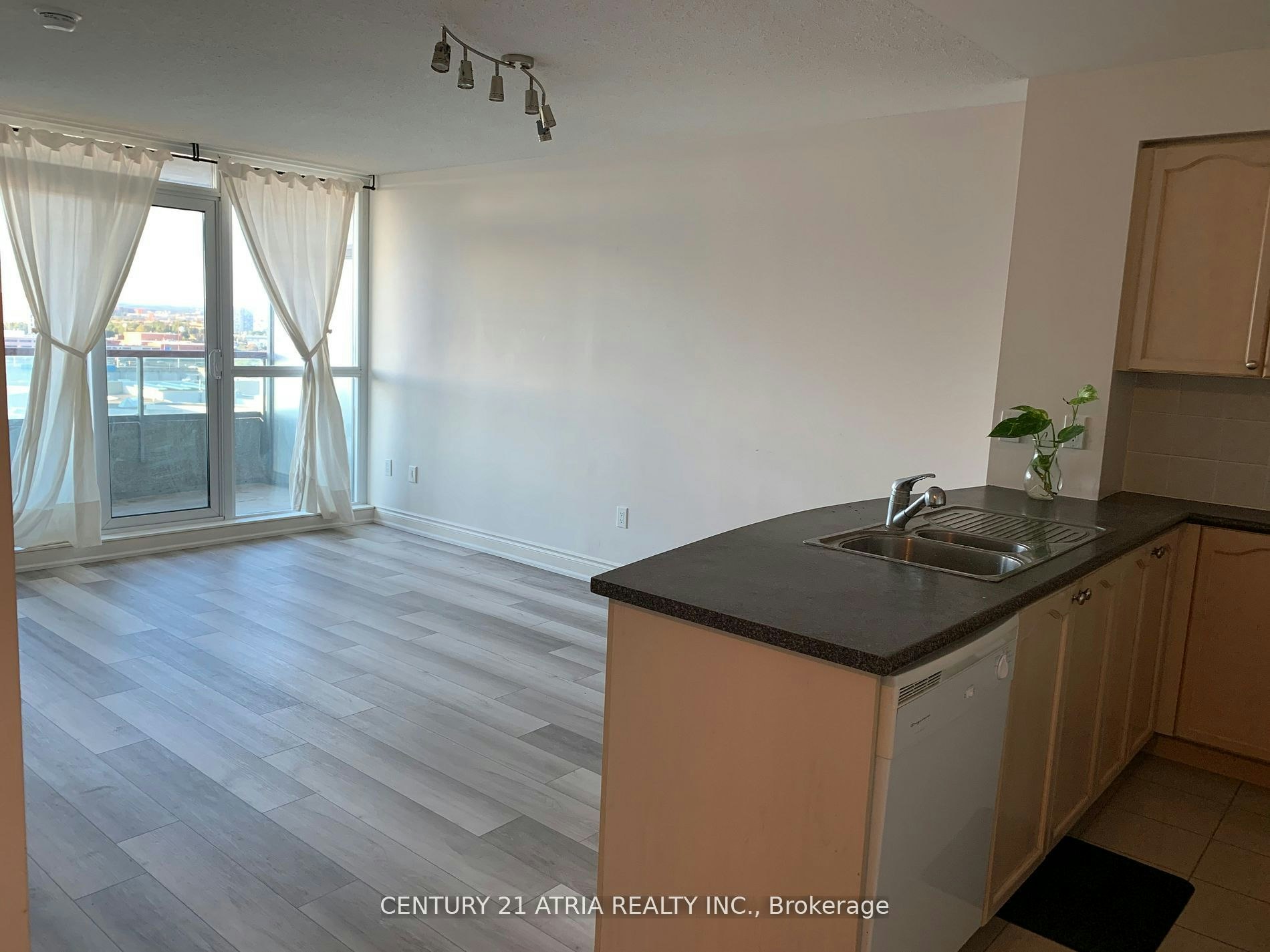 1406-50 Brian Harrison Way, Toronto, ON, M1P 5J4 - 9