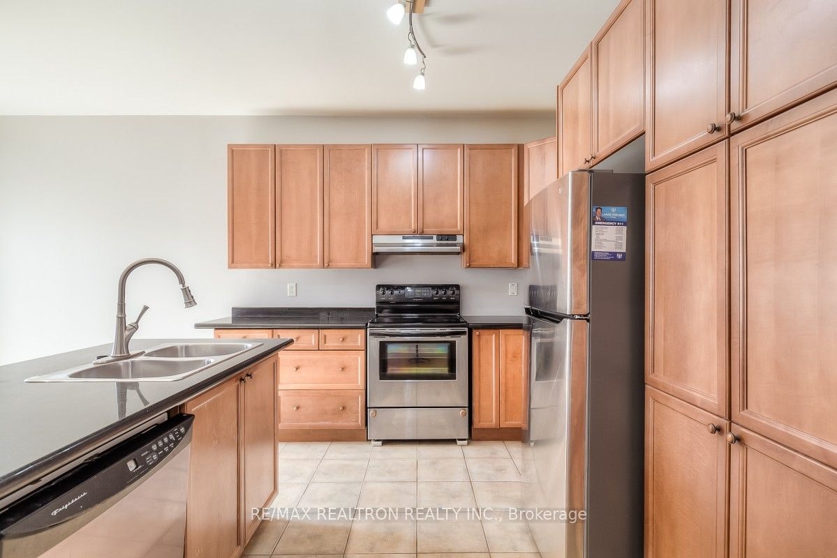 41 Oceanpearl Crescent N, Whitby, ON, L1N 0C6 - 10