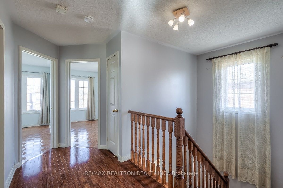 41 Oceanpearl Crescent N, Whitby, ON, L1N 0C6 - 19