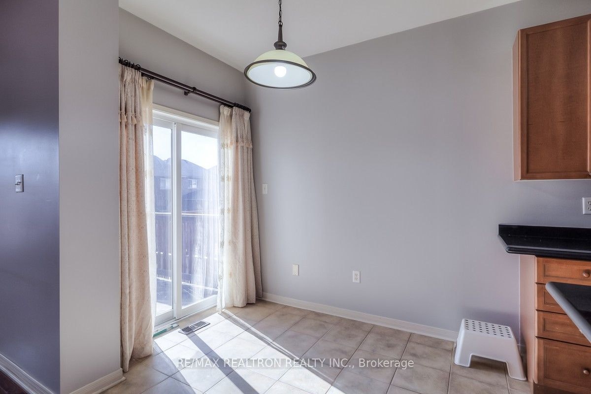 41 Oceanpearl Crescent N, Whitby, ON, L1N 0C6 - 9