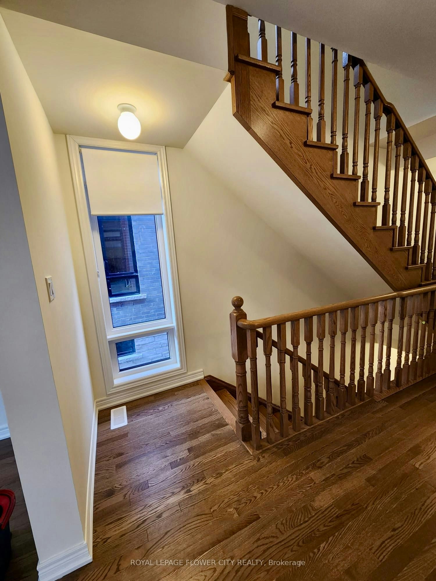 512 Littlewood Lane, Ajax, ON, L1S 0H1 - 29