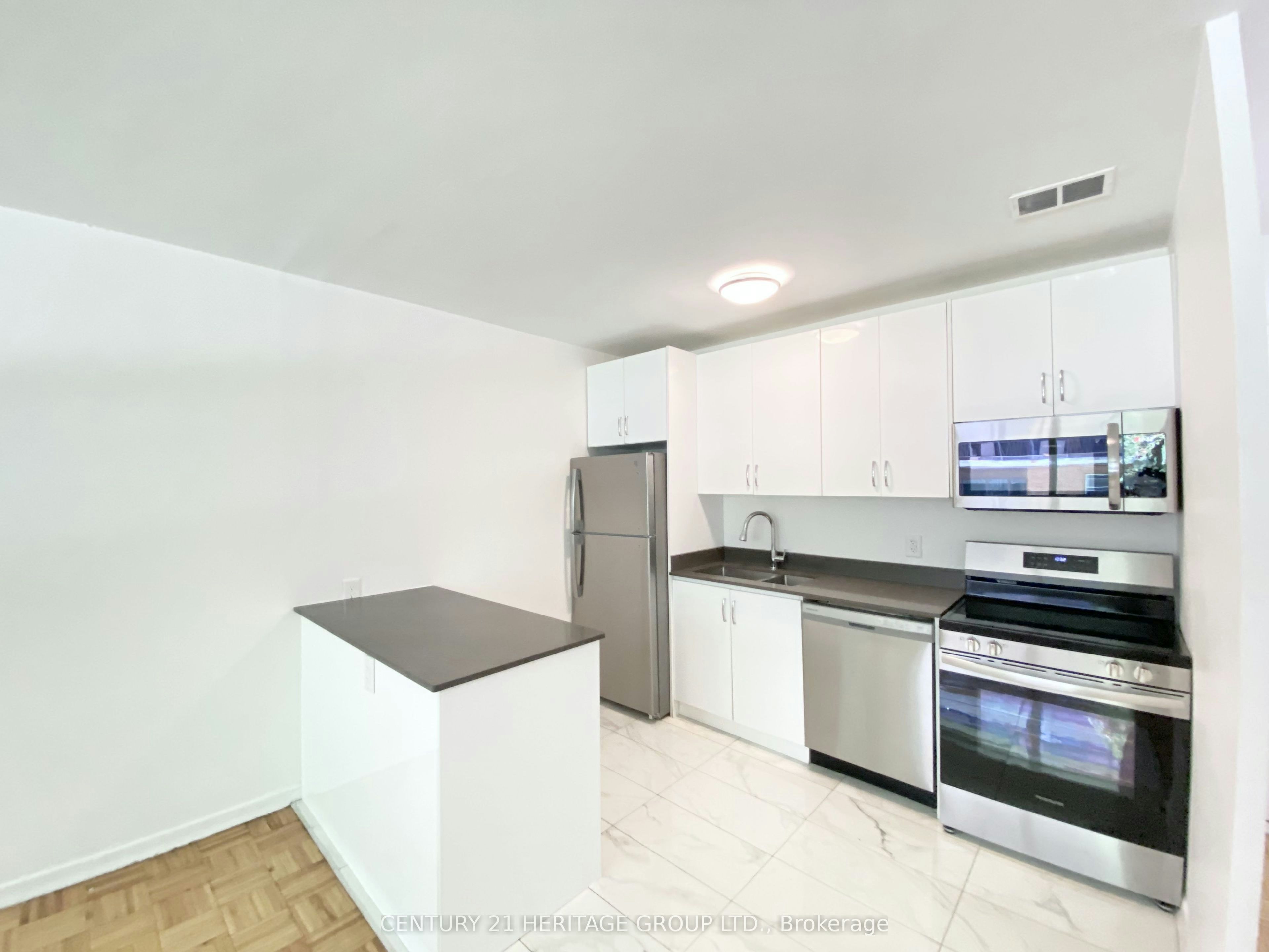 102-3111 Eglinton Avenue E, Toronto, ON, M1J 2G4 - 4