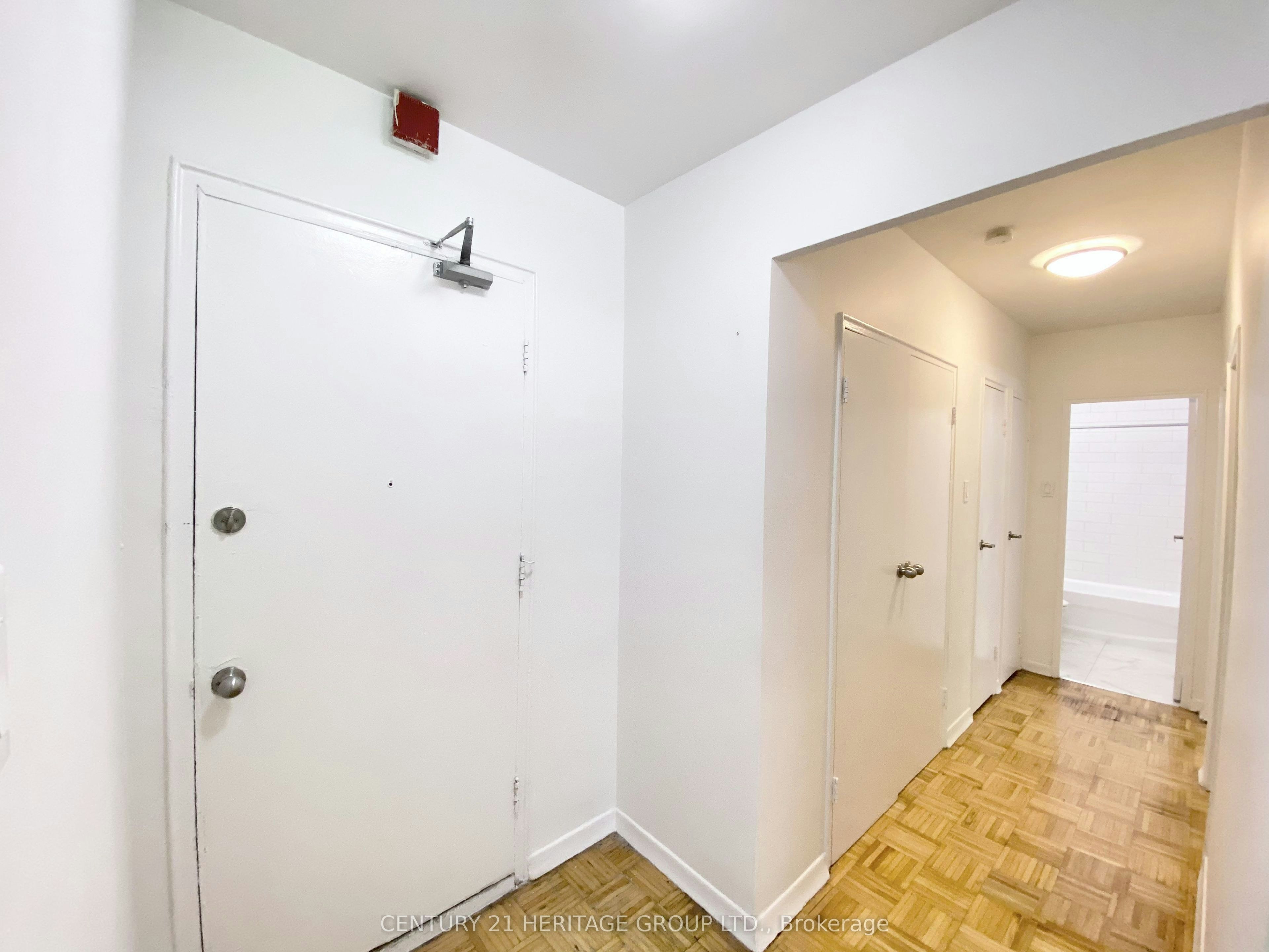 102-3111 Eglinton Avenue E, Toronto, ON, M1J 2G4 - 3