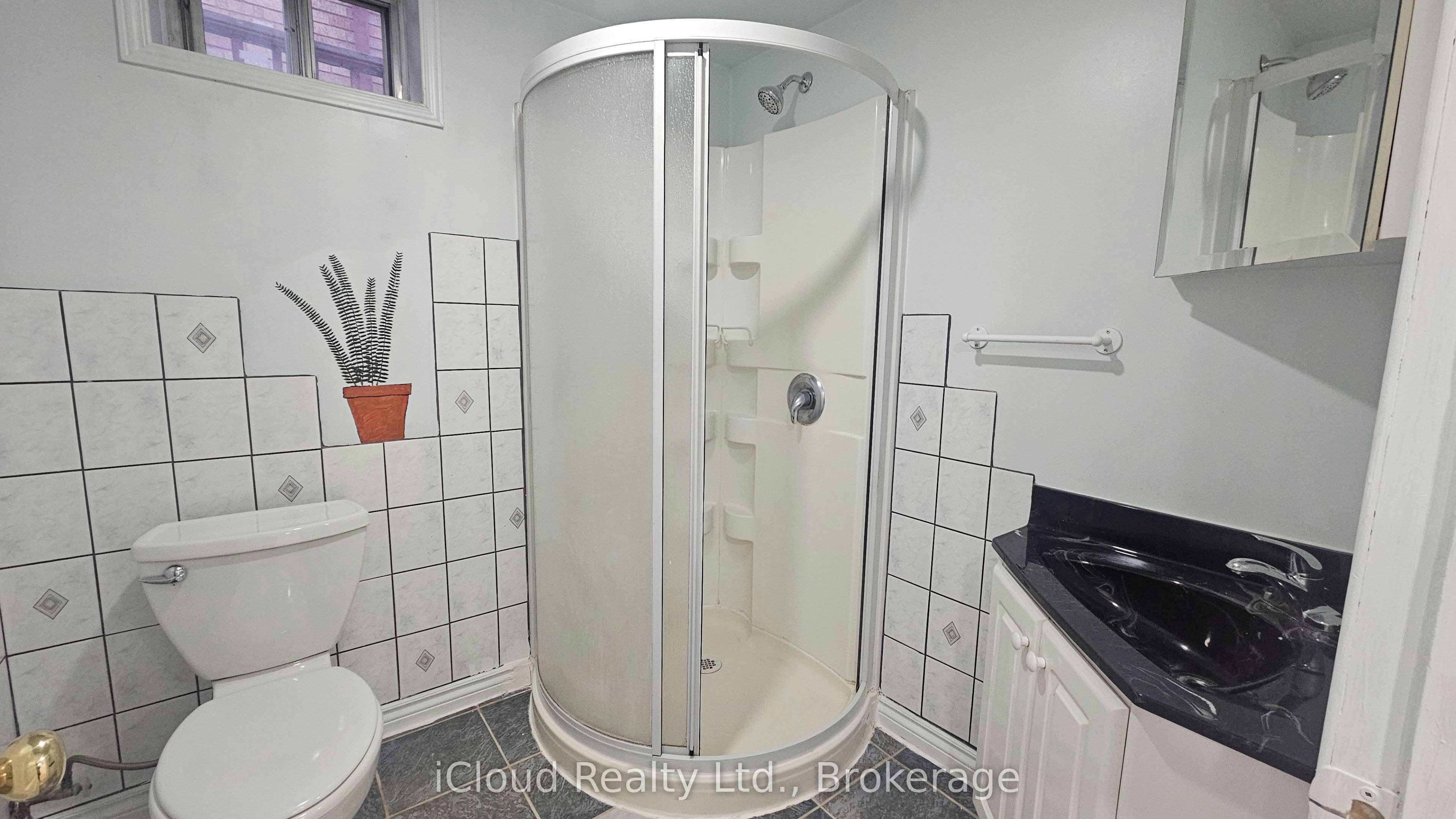 Basement-32 Frey Crescent, Toronto, ON, M1R 2C6 - 5