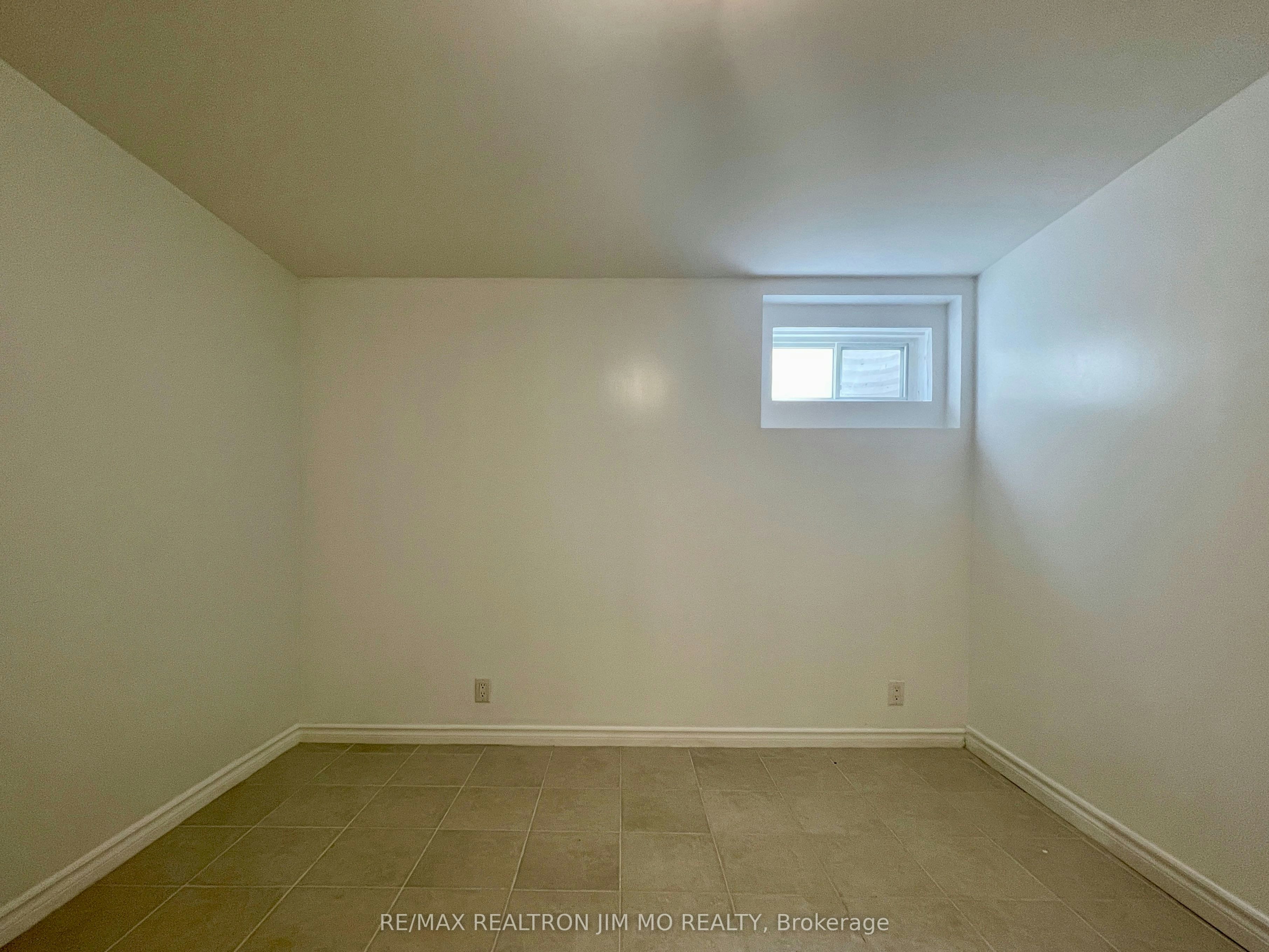 Lower-22 Hartleywood Drive, Toronto, ON, M1S 3N2 - 10