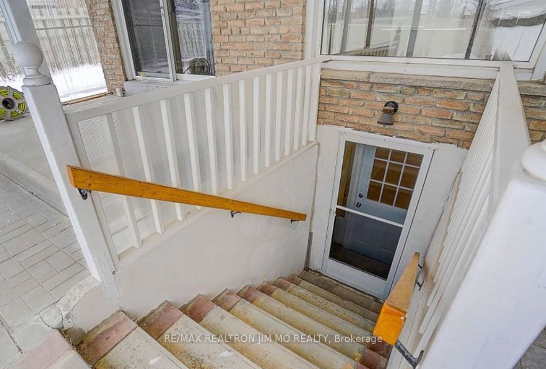 Lower-22 Hartleywood Drive, Toronto, ON, M1S 3N2 - 4